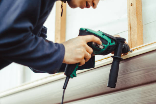 Best Siding Removal and Disposal  in Elwood, UT